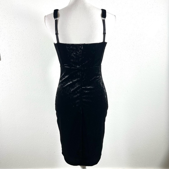 NWT GUESS Gianna Velour Dress - Picture 5 of 6